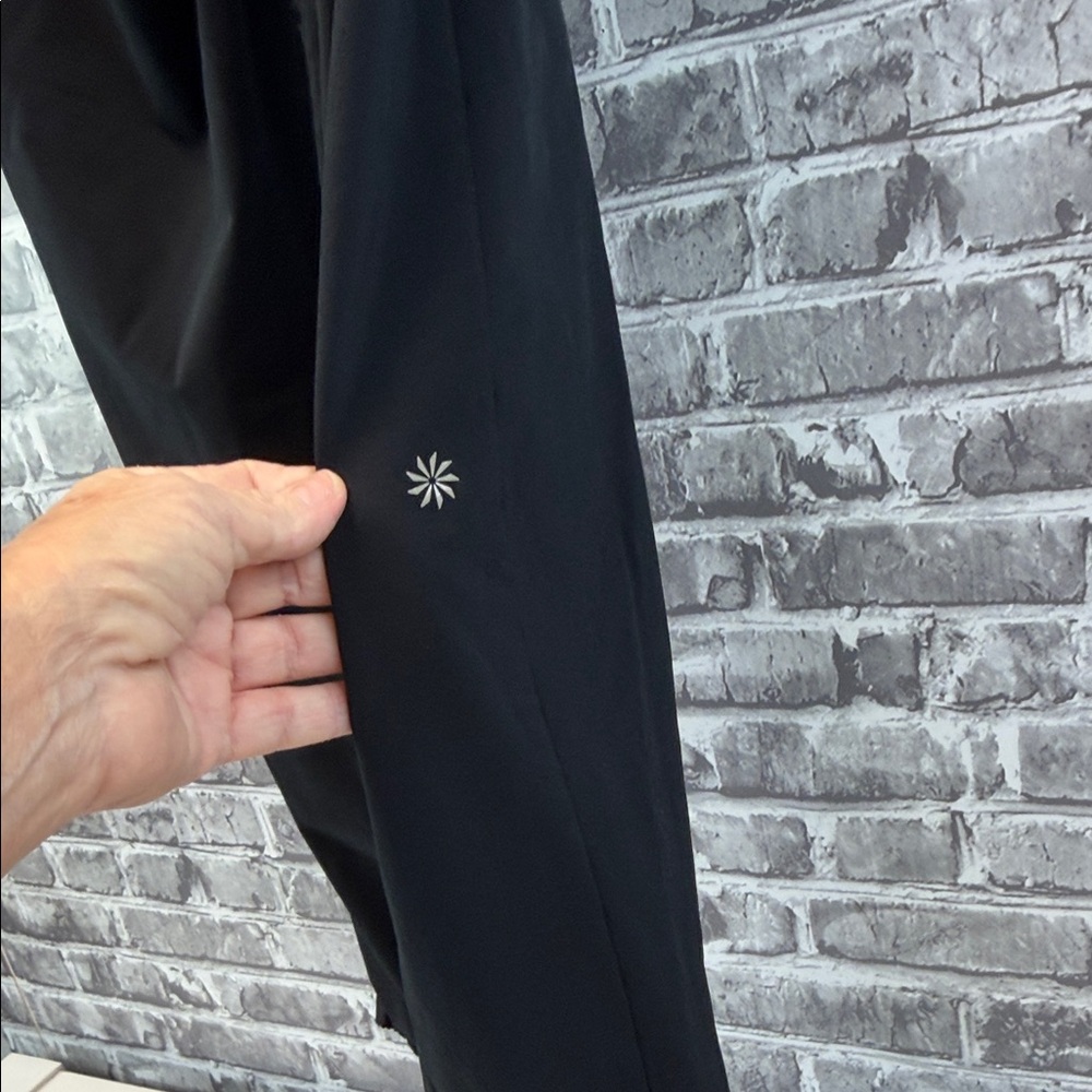Athleta girls black joggers